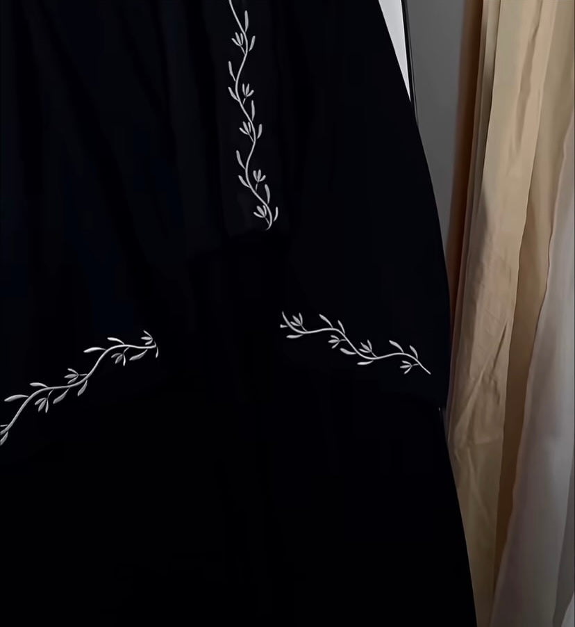 Ivory vine abaya