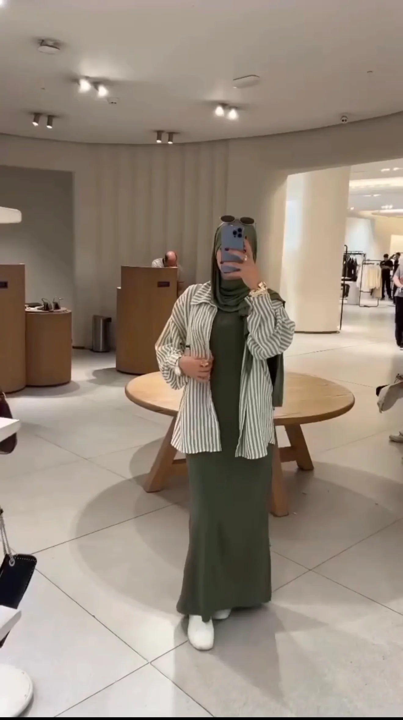 FOSHE LAYERED MODEST SET