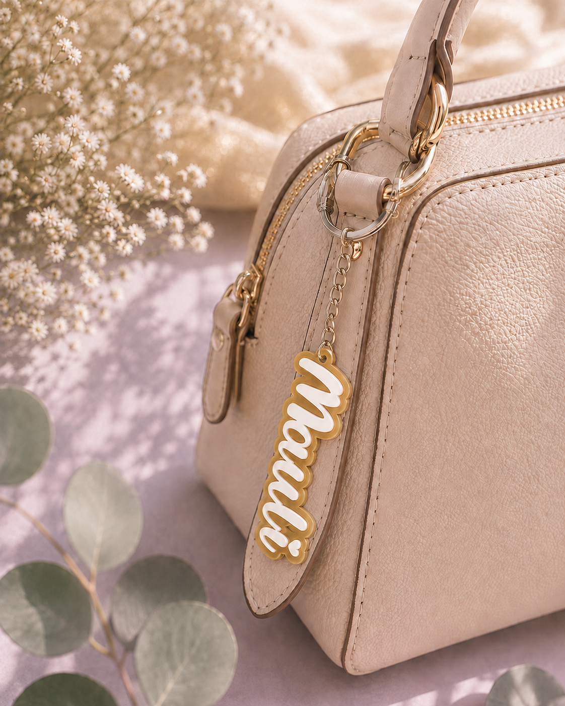 Candy name keychain in Gold