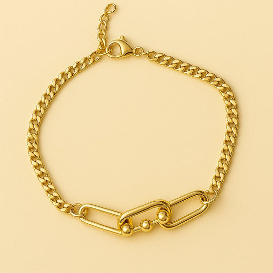 Gold Charm Bracelet - B003