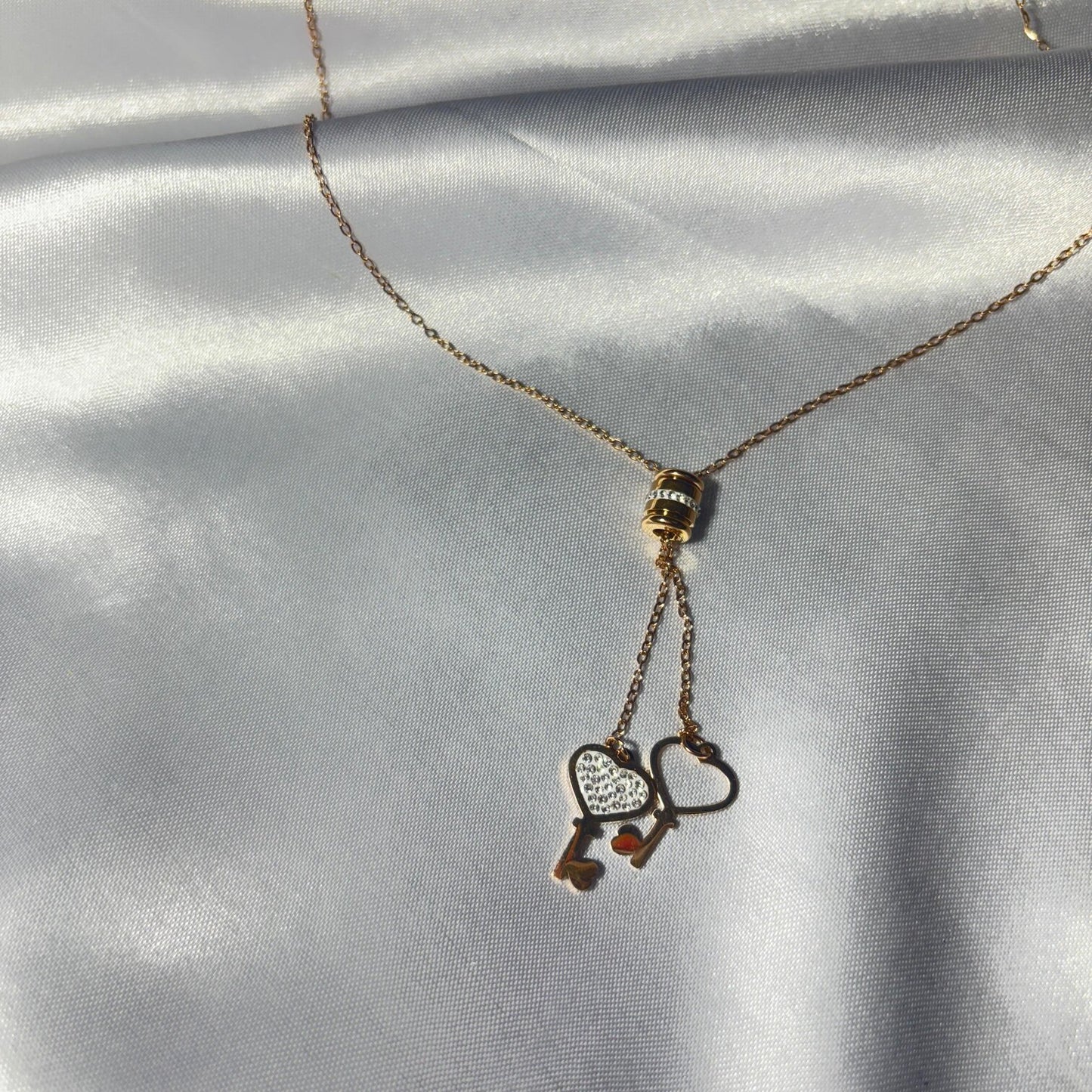 Romantic Pendant necklace Necklace - N011