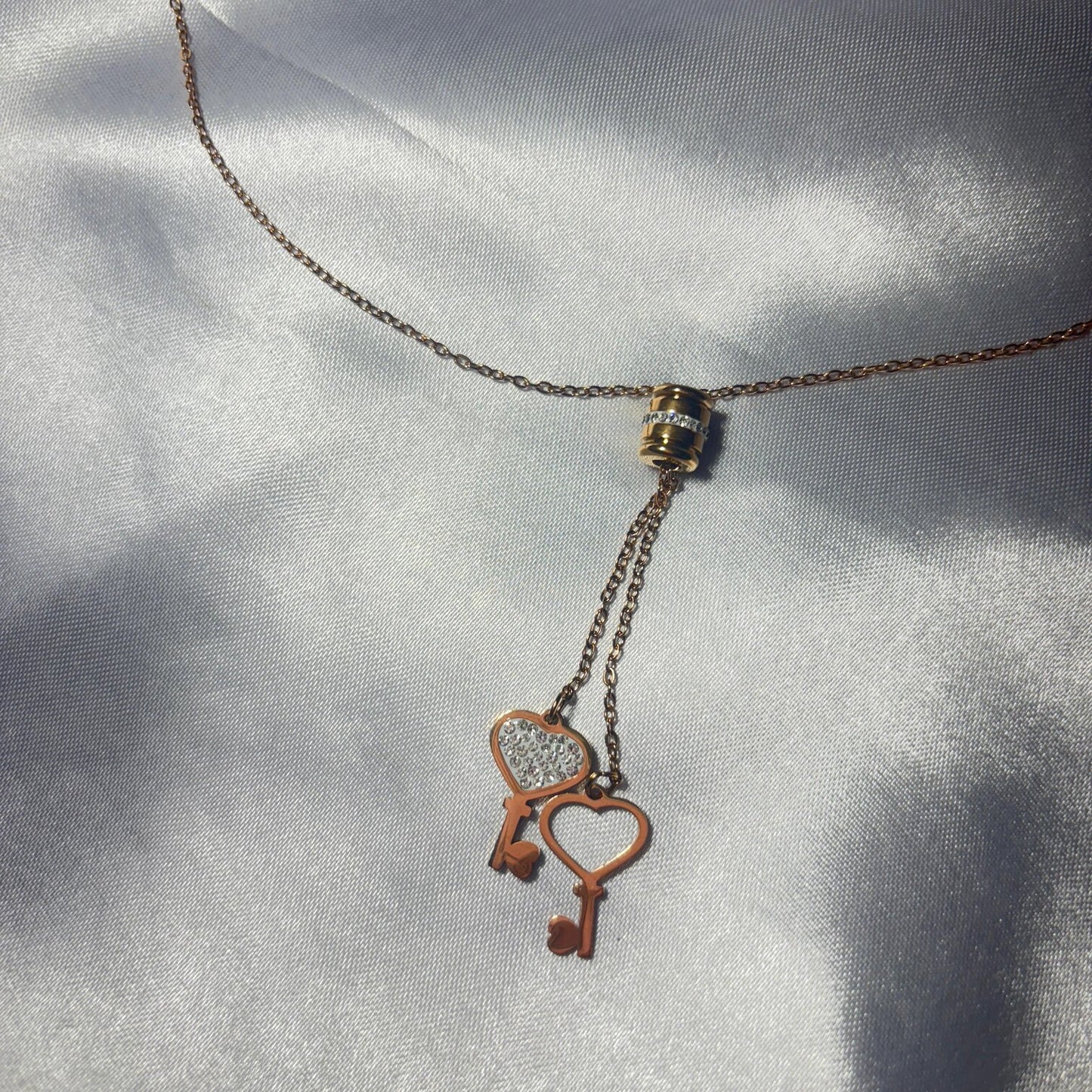 Romantic Pendant necklace Necklace - N011