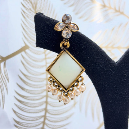 Dangle Earrings - D004