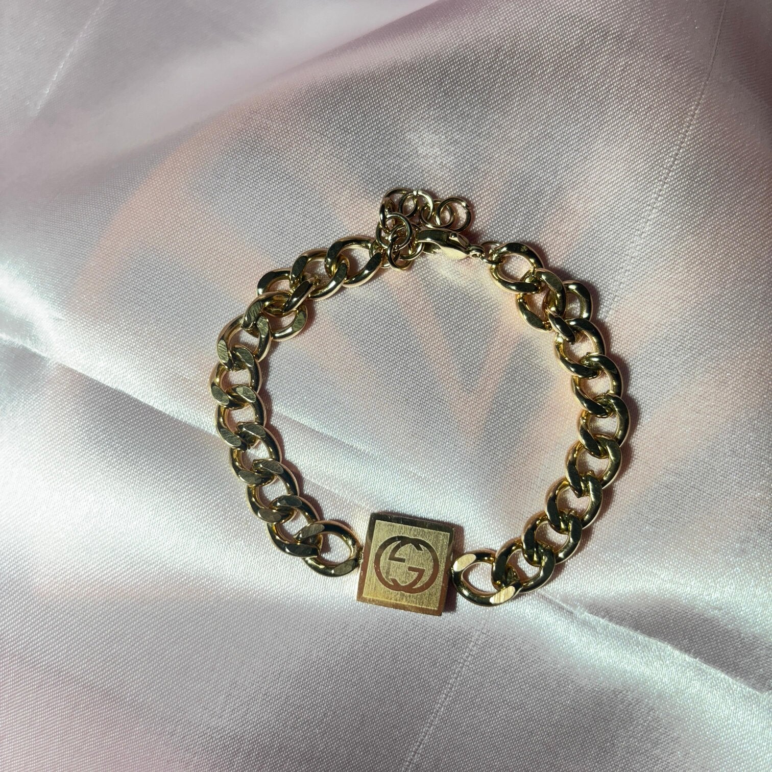 Gold Charm Bracelet - B005