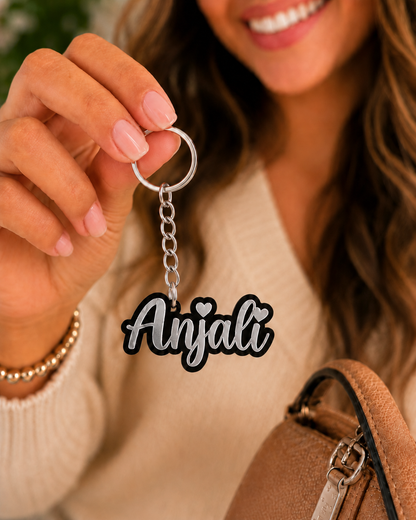 Elegant name keychain in Silver