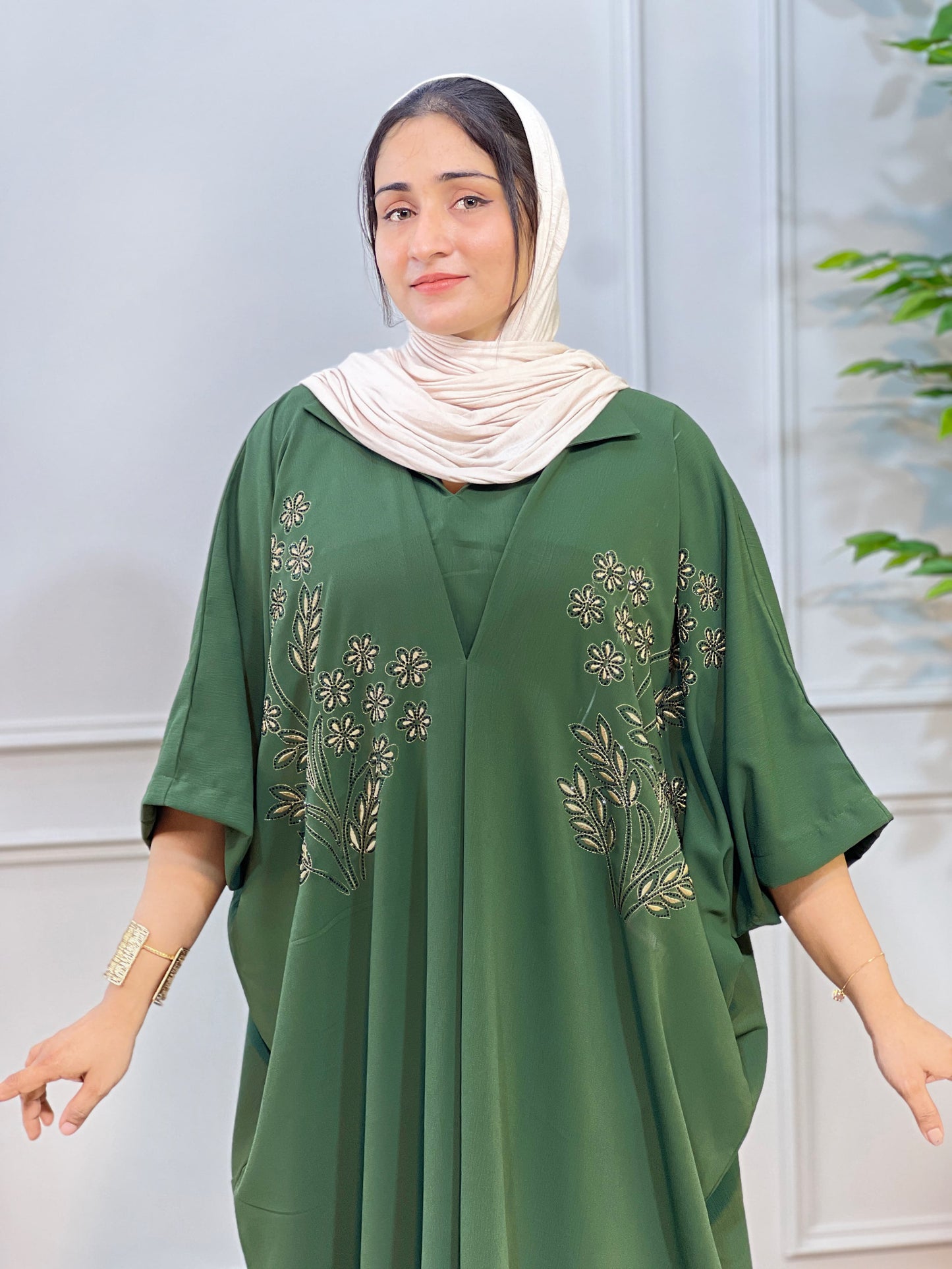 Embroidery lengthy kafthan