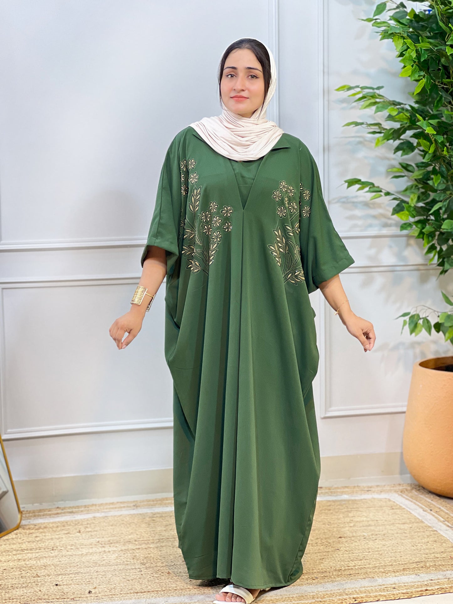 Embroidery lengthy kafthan