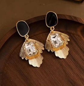 Irregular Leaf Crystal Earrings - K025