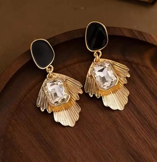 Irregular Leaf Crystal Earrings - K025