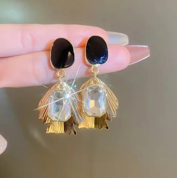 Irregular Leaf Crystal Earrings - K025